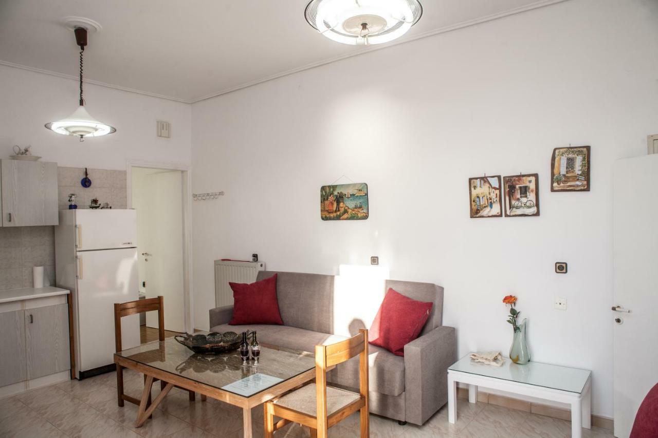 Plagia's Sunset Apartment *