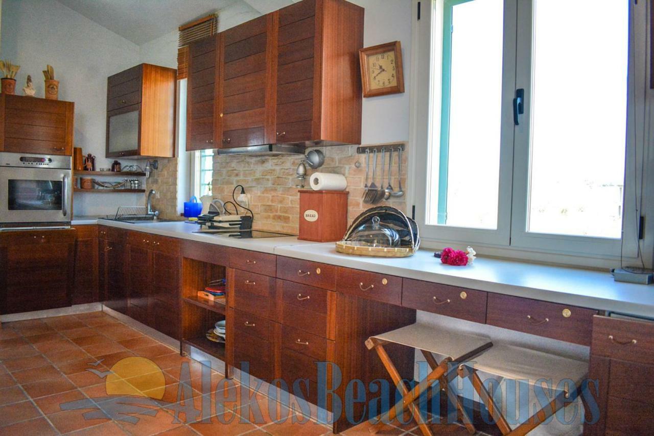 Alekos Houses-sundance