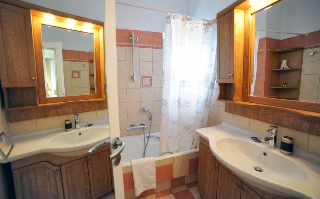 Holiday home Busho Naousa (Paros)