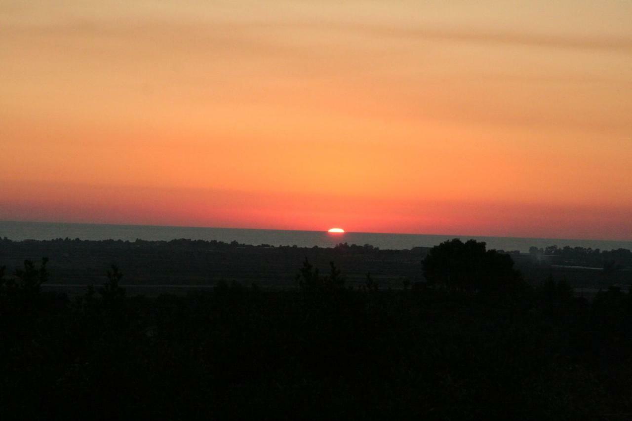 Ionianeon * Agios Ilias (Elis)