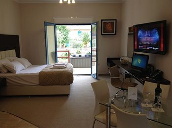 Pearl Bay 3*