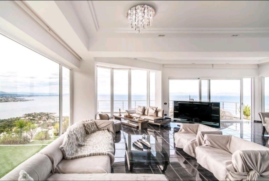 Coral Apartment *