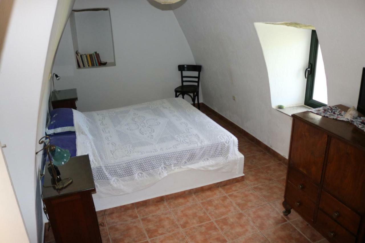 Avgoustis' Stone House Holiday home