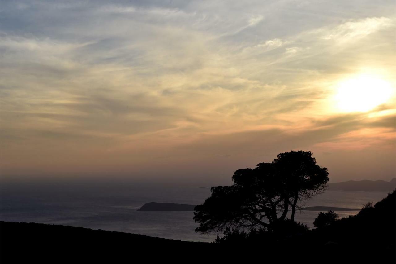Holiday home Eagles Nest Angairia