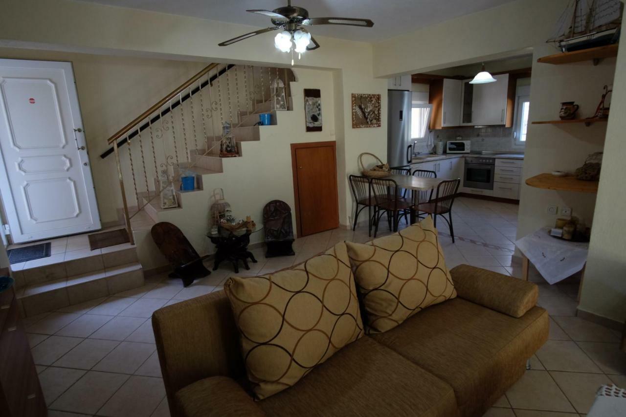 Holiday home Billias House *