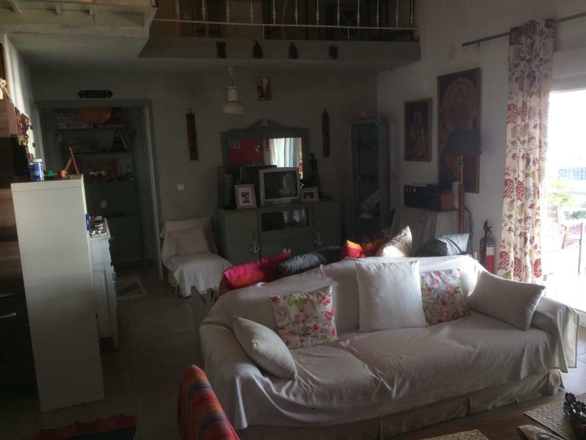 Aliki Villa