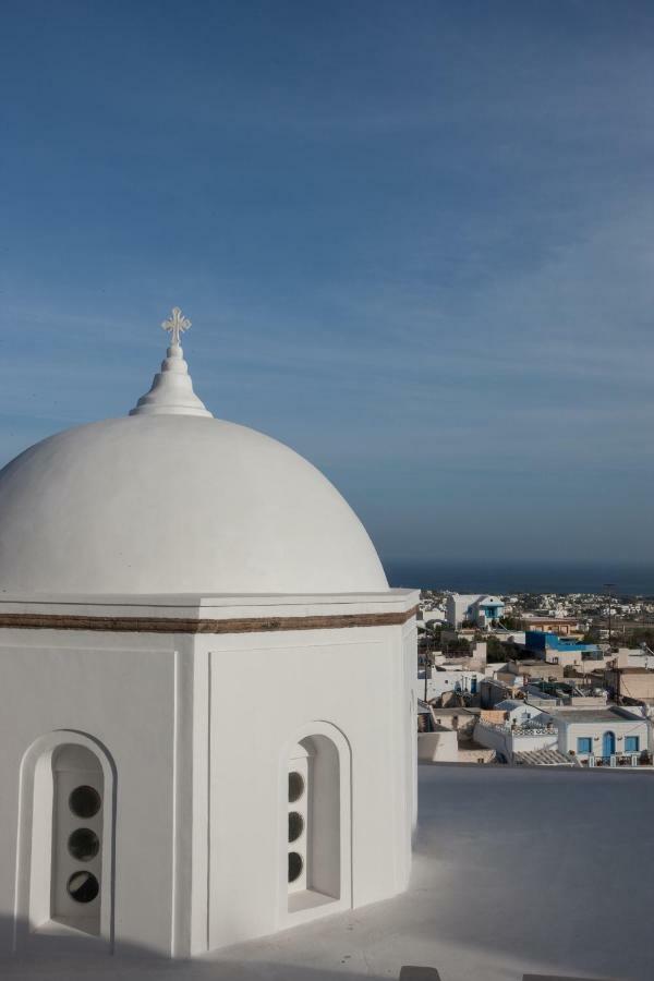 Black Rock Traditional Apartment Emporio (Santorini)