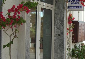 Zorbas Hotel