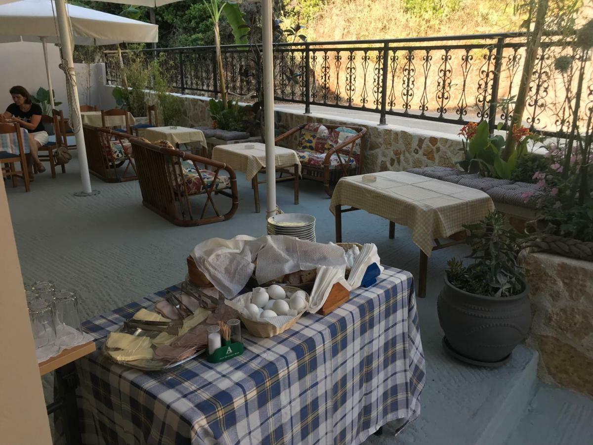 Michaela Hotel 3*