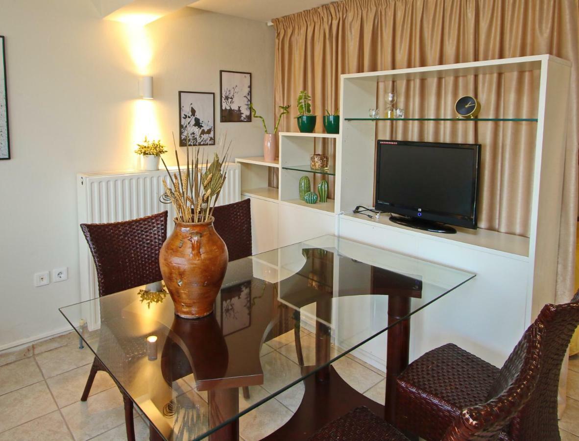 Elena 3 Apartment *