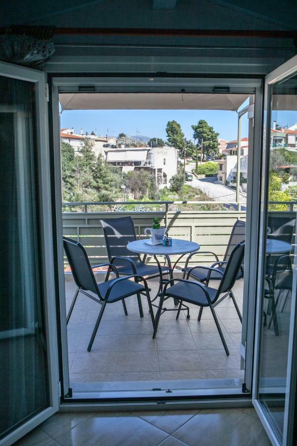 Blue Sky Apartment