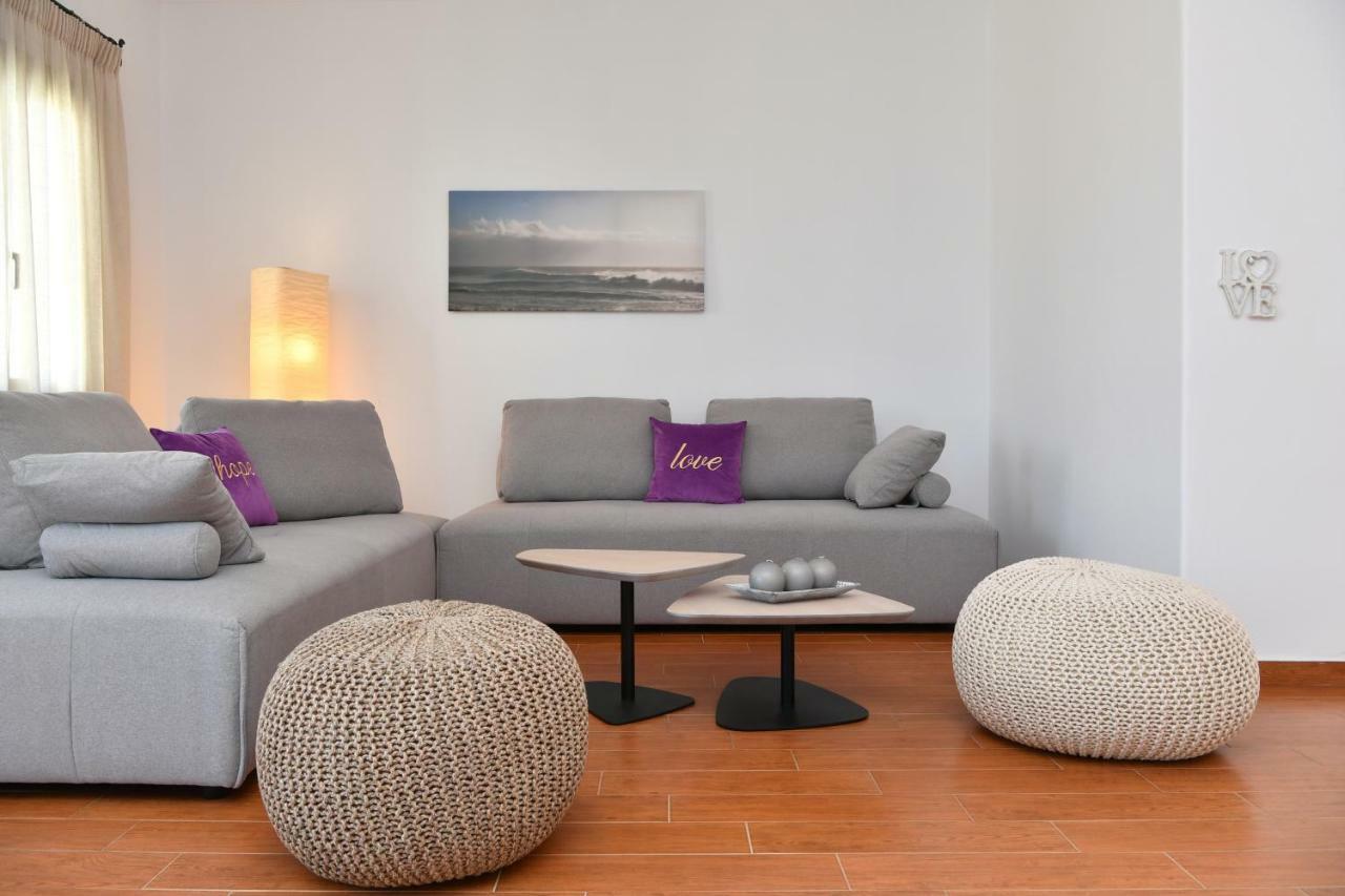 Trifylia Villa *