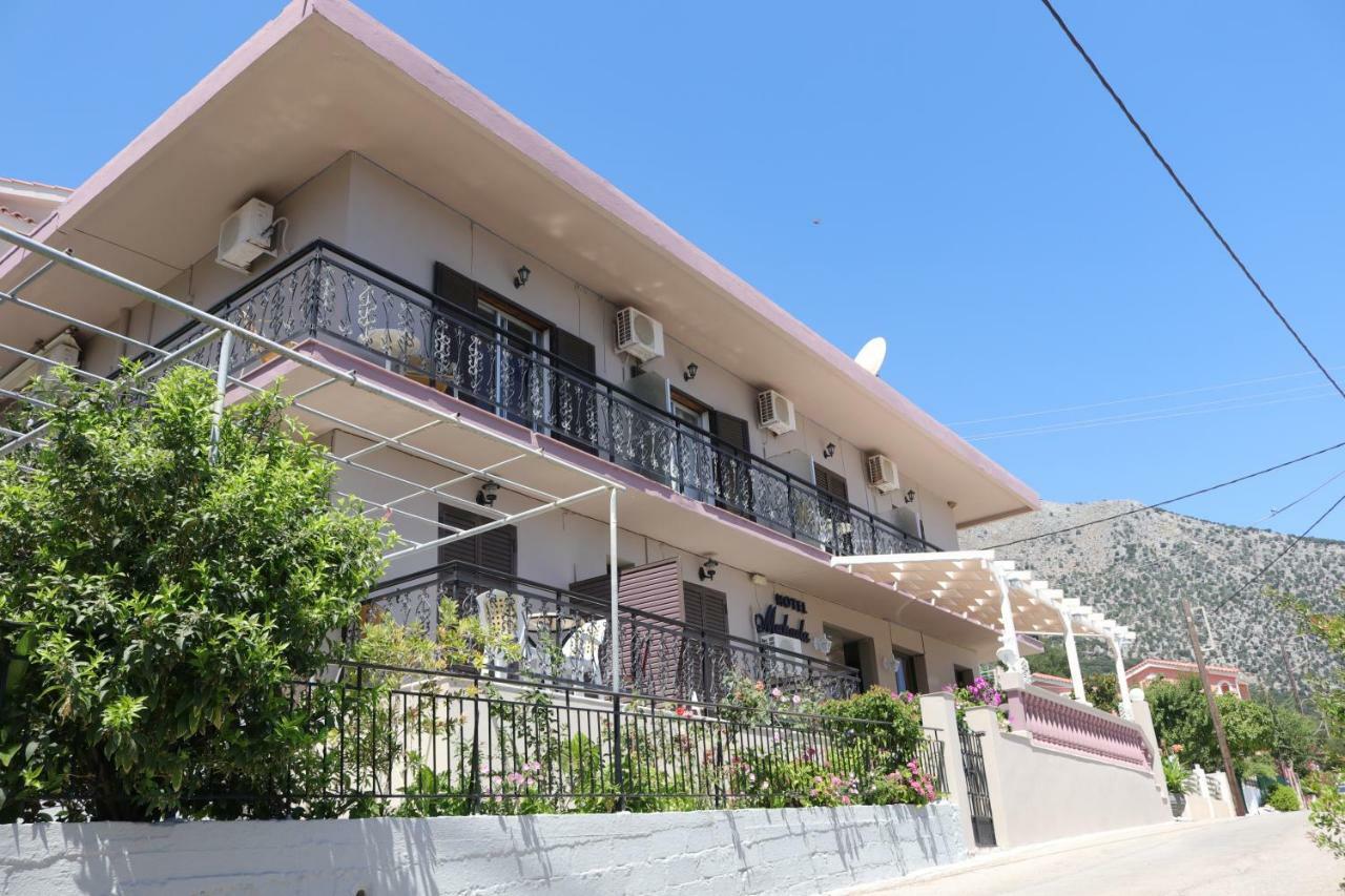 Michaela Hotel 3*