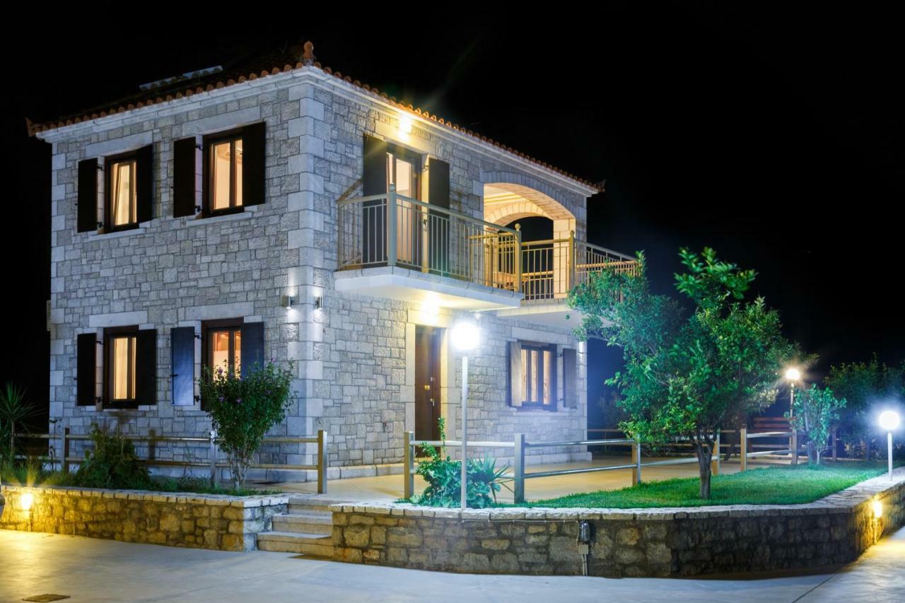 Glyfada || * Paralio Astros