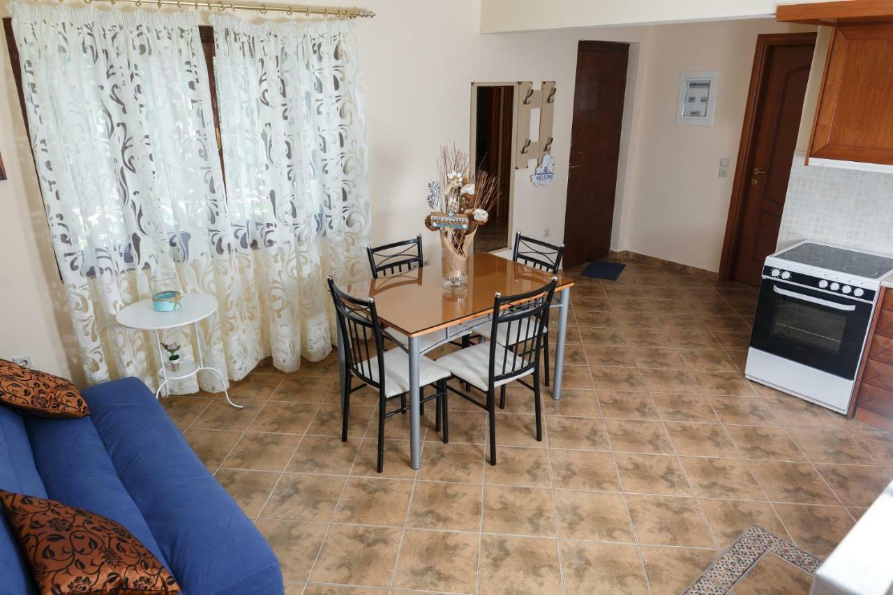 Glyfada || Holiday home