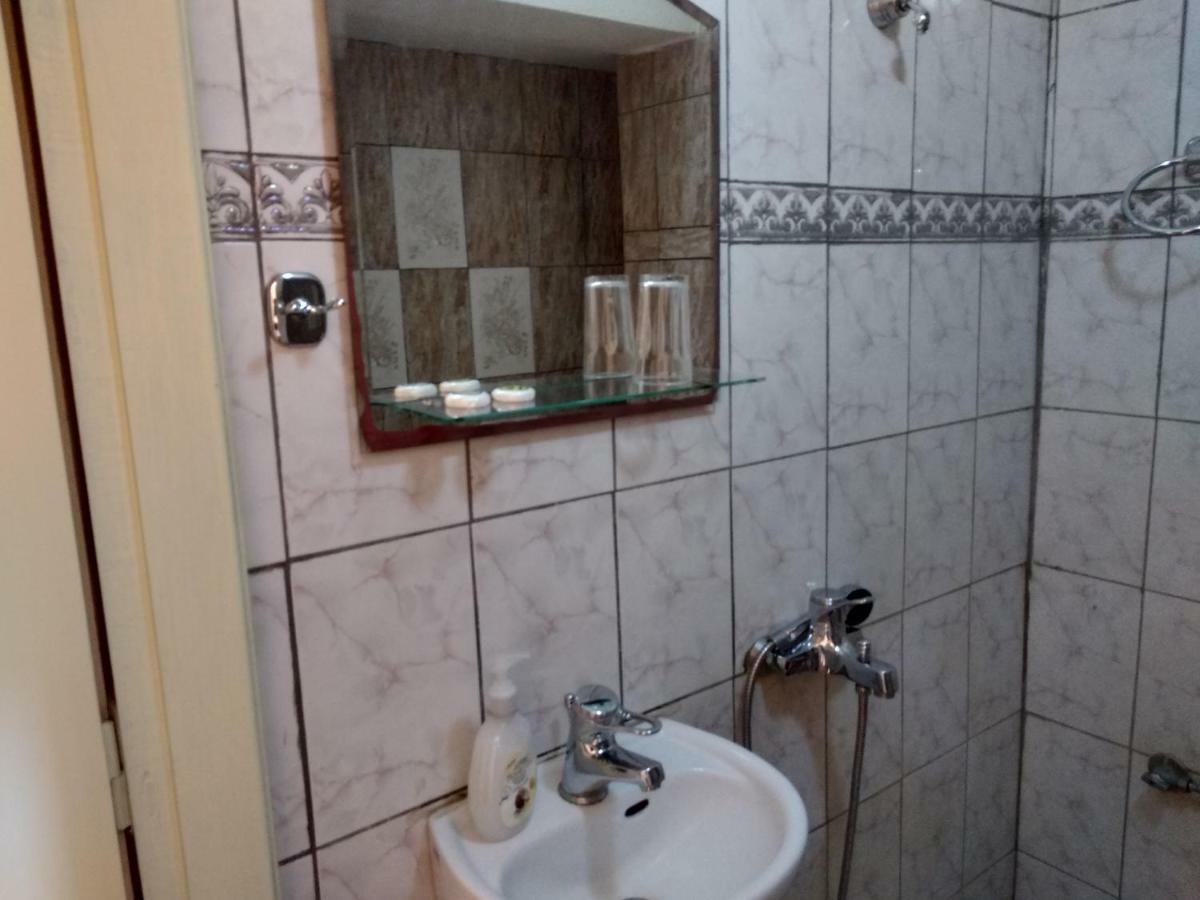 Atlantis Hotel 3*