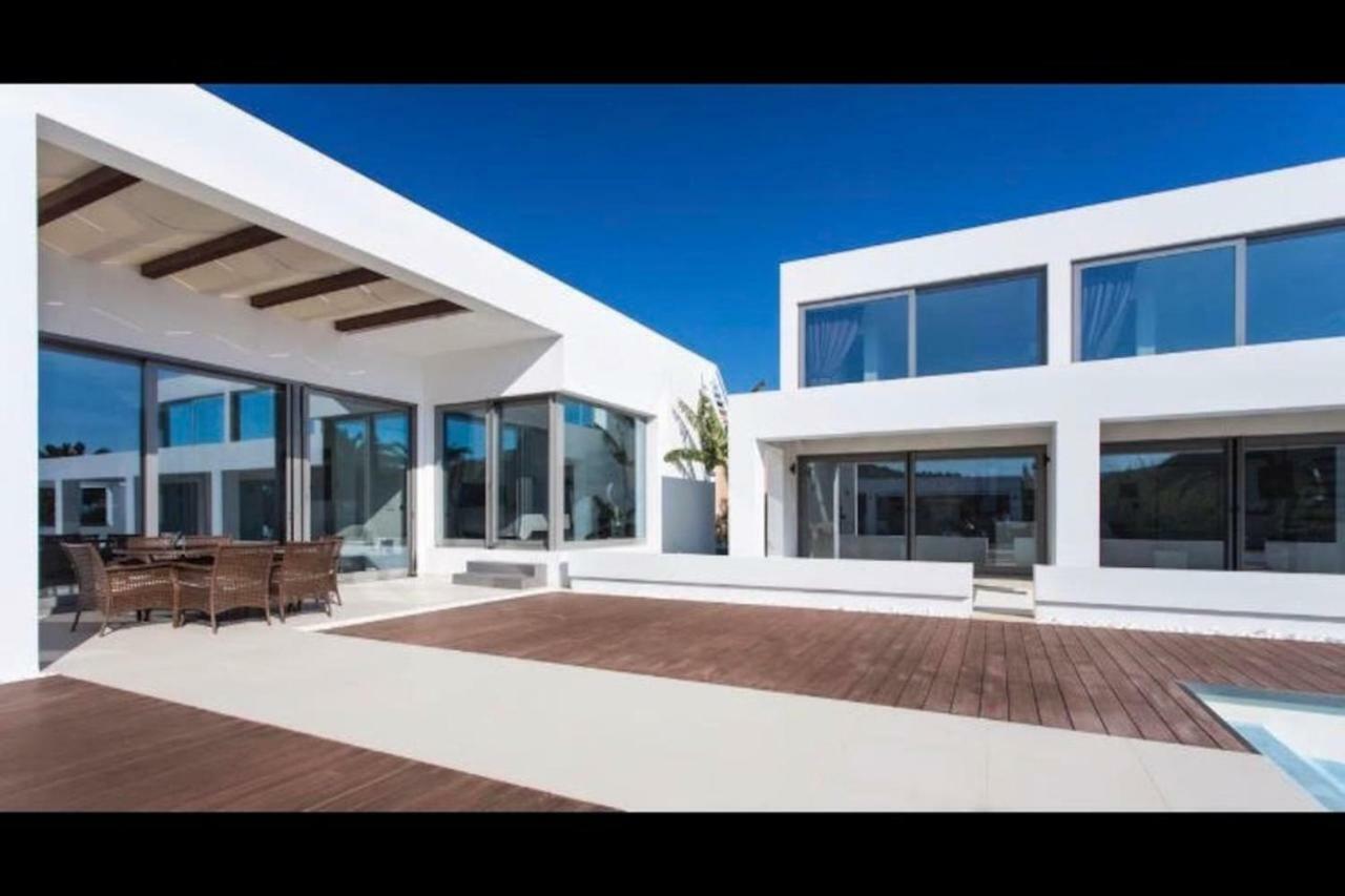 Leblanc Luxurious Beachfront Villa, Gcollectiongr Ermioni
