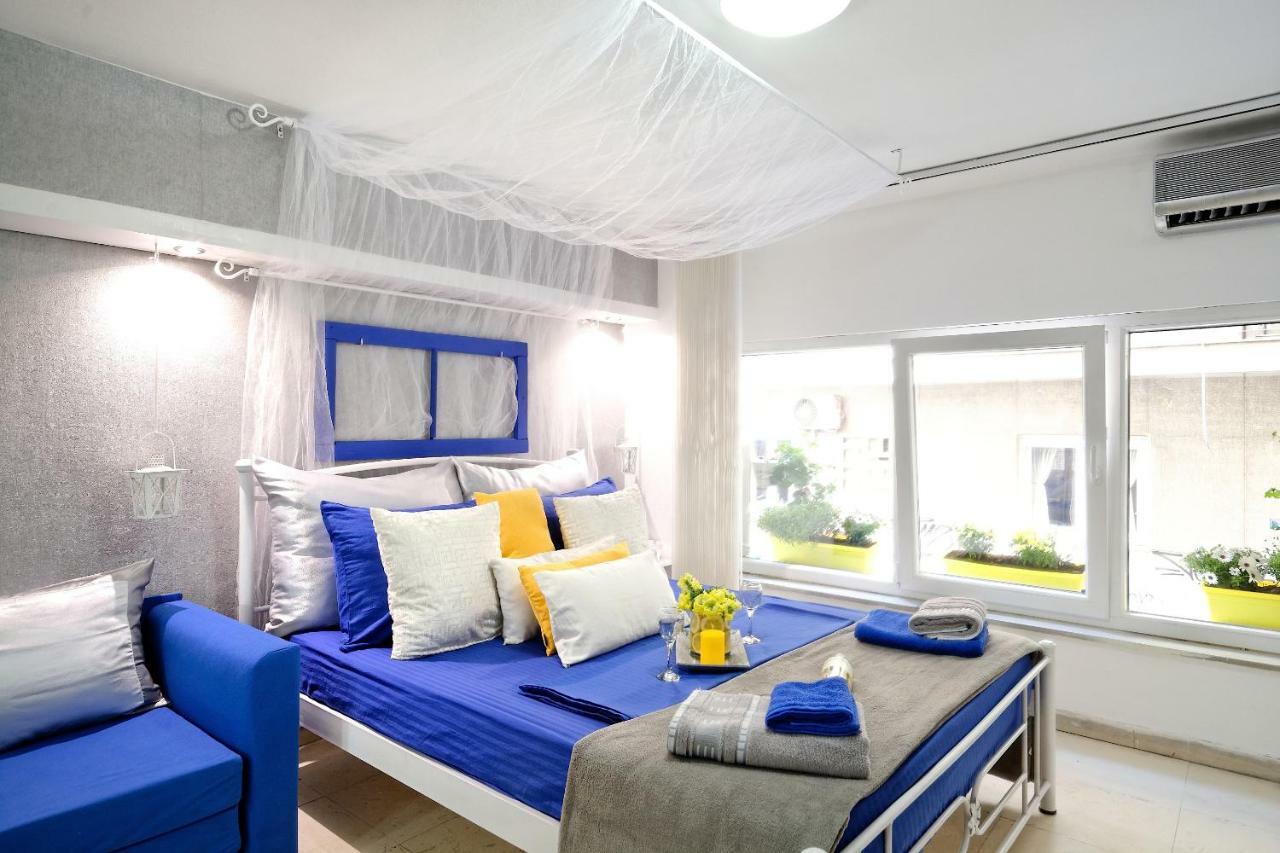 Apartment Santorini Style In Athens, Greece Athens