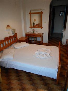 Grivas 2* Parikia (Paros)
