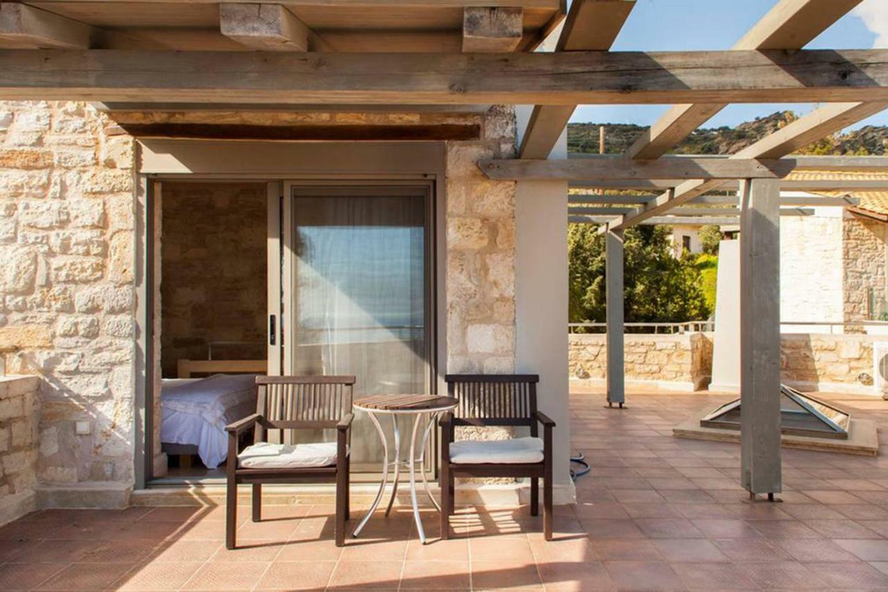 Villa Thomais - 2 With A Pool And Sea View