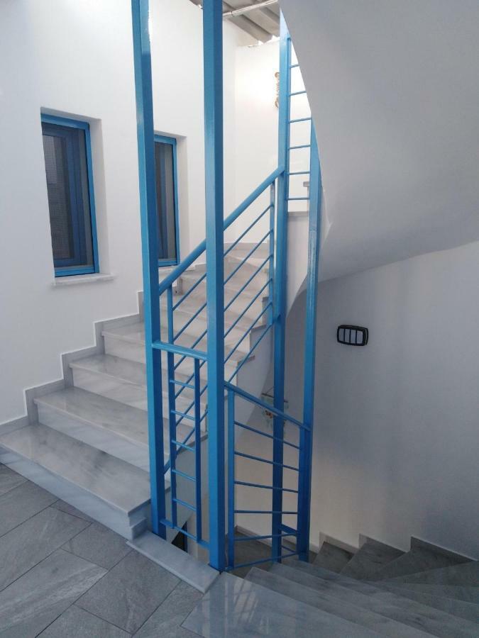 The Blue * Agioi Apostoloi (Evia)