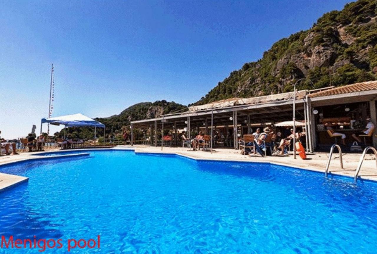Holiday home Aqua Seafront Corfu House With Garden