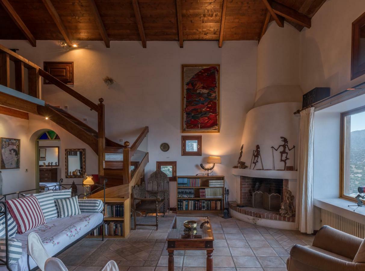 Country house With A Character Mirabello *