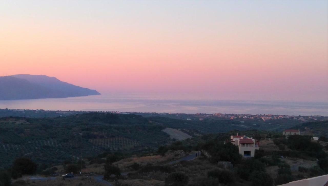Holiday home 360 Panorama House: Stargazing Retreat Near The