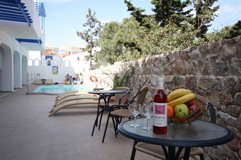 Loizos Stylish Residences 3* Fira (Santorini)