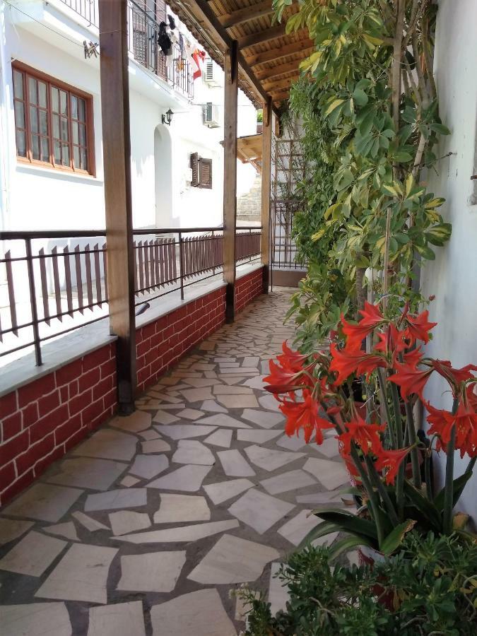 Kotroni Apartment *