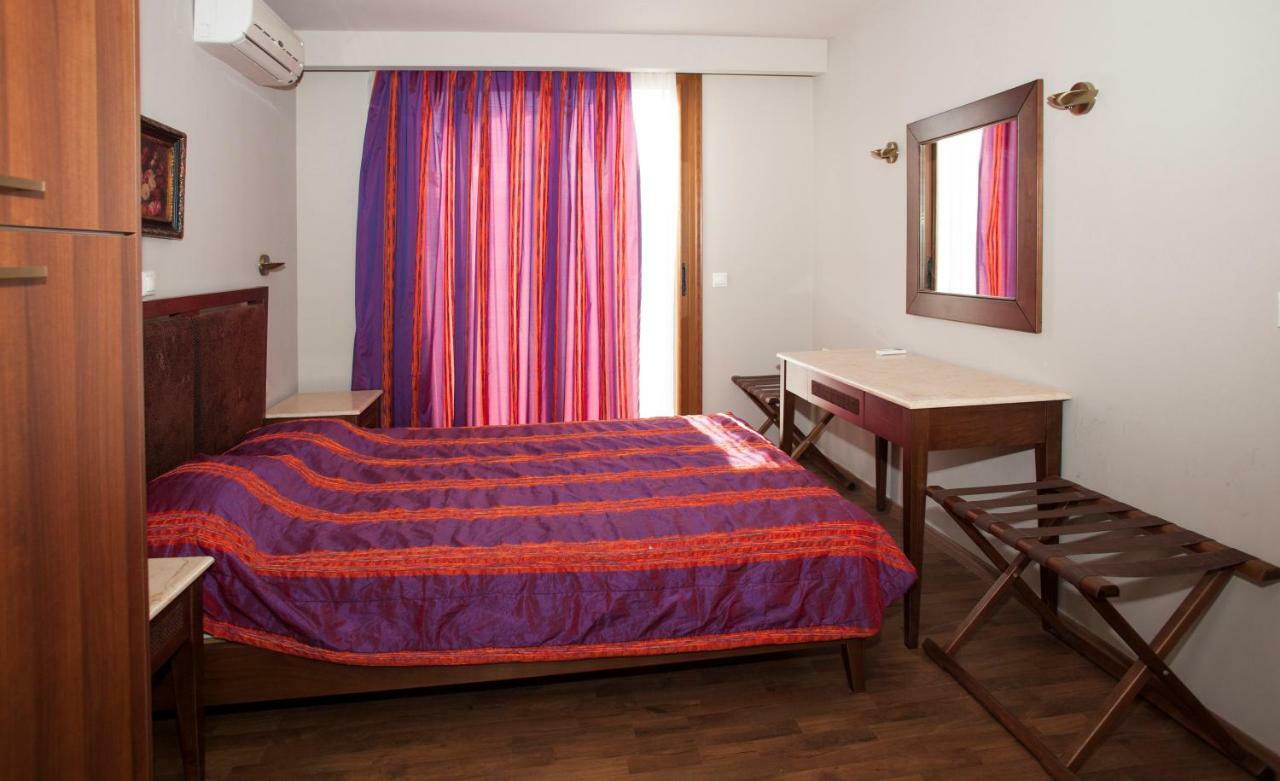 Aparthotel Eleonora 3*