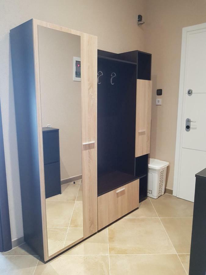 Luxury On The First Line ! Apartment