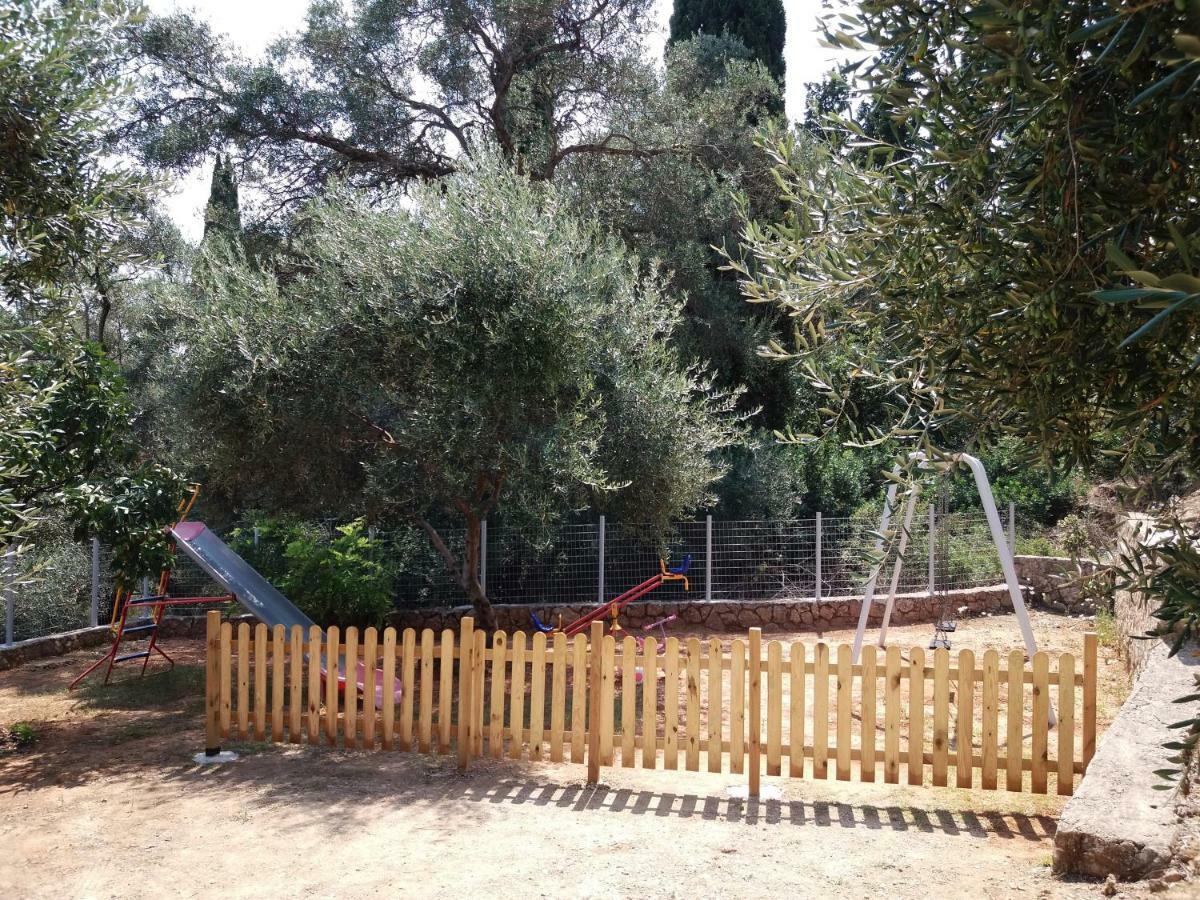 Apartment Apostolos & Eleni Family Perama (Corfu)