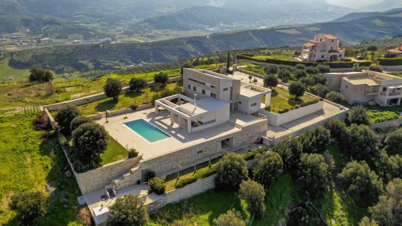 Villa Diktamon Retreat Luxury