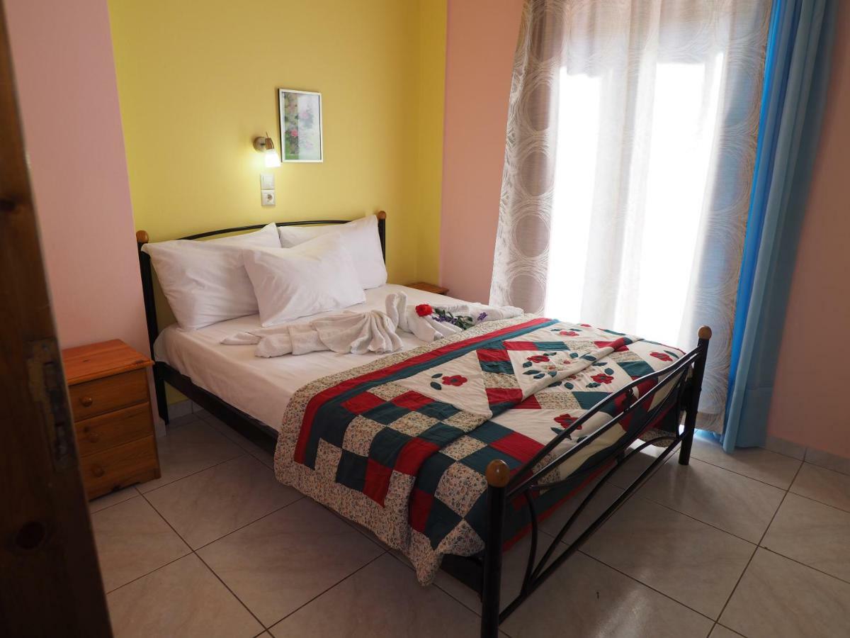 Elena Apartments Stoypa * Stoupa