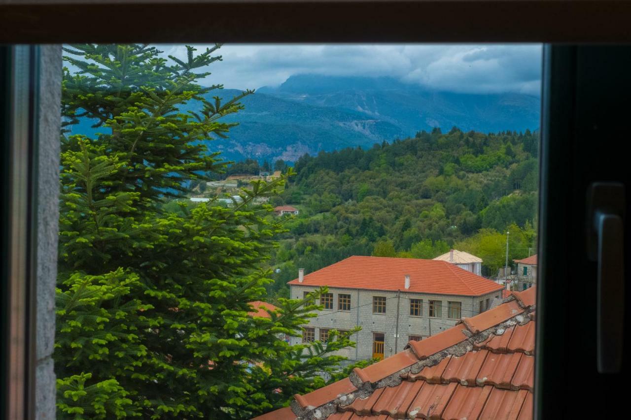 Arhontiko Vourloka Hotel