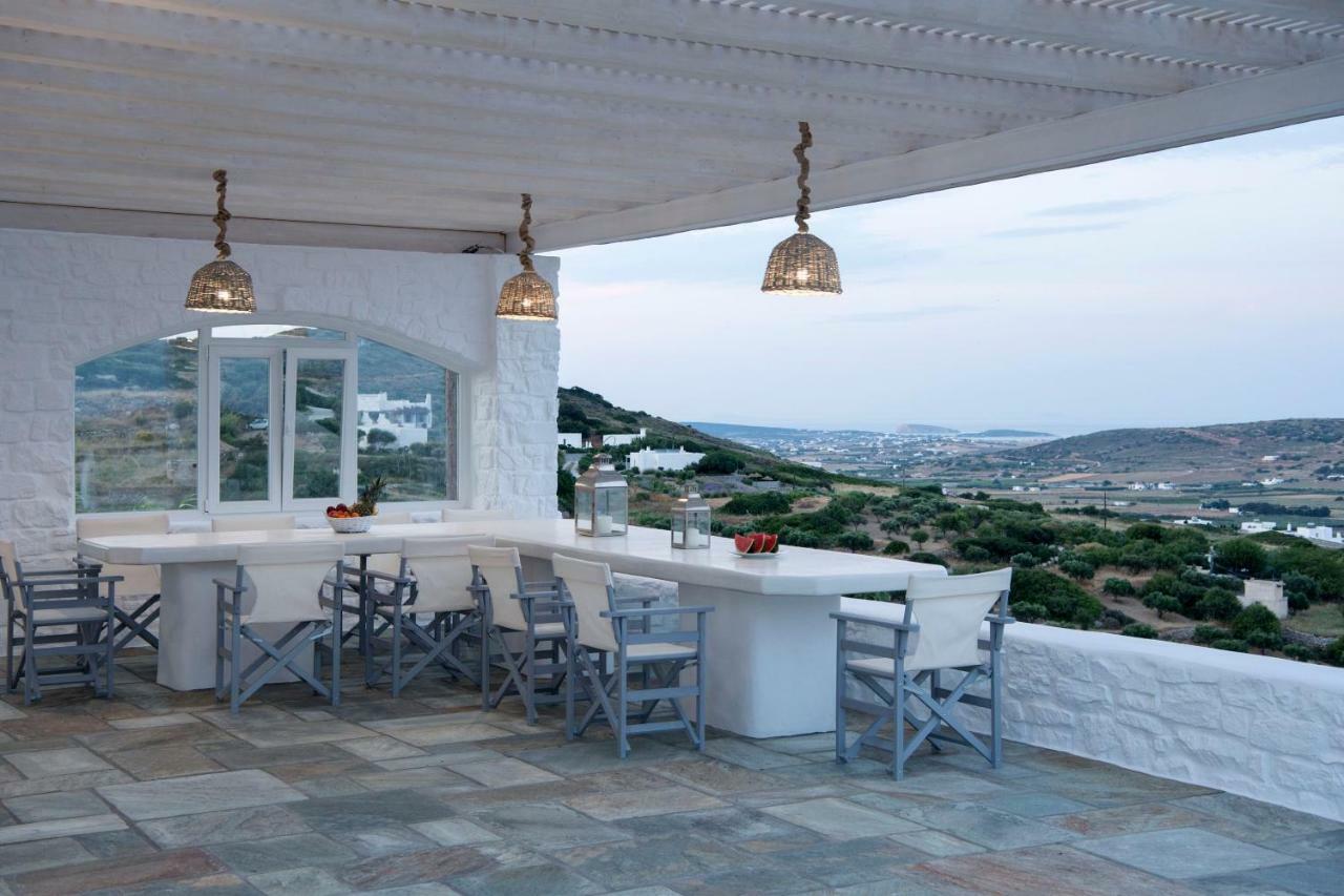 Nisides Villa