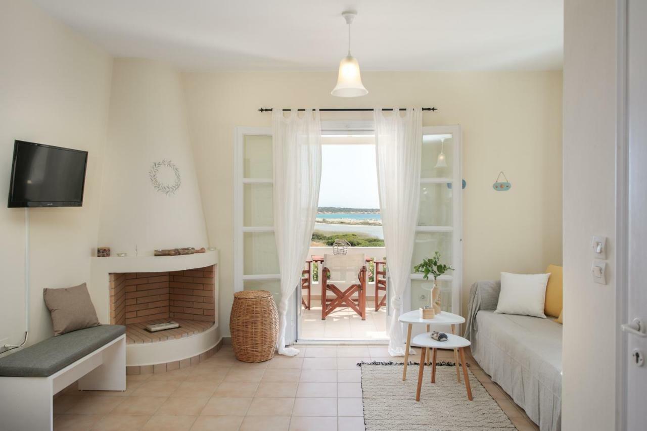 Salty Sea View Naxos Holiday home *