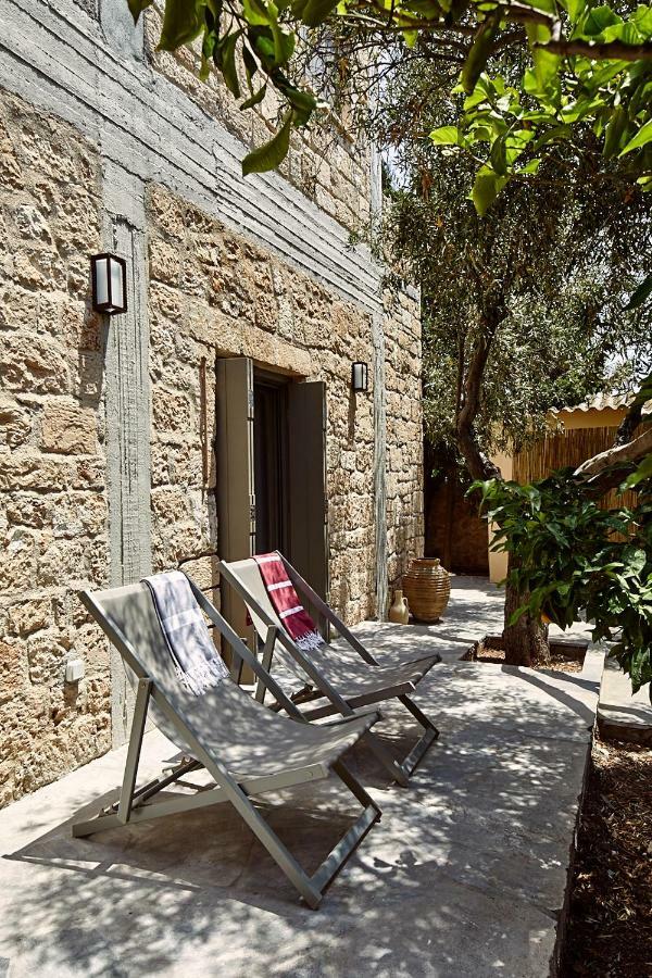 Nikolaou Art Aegina