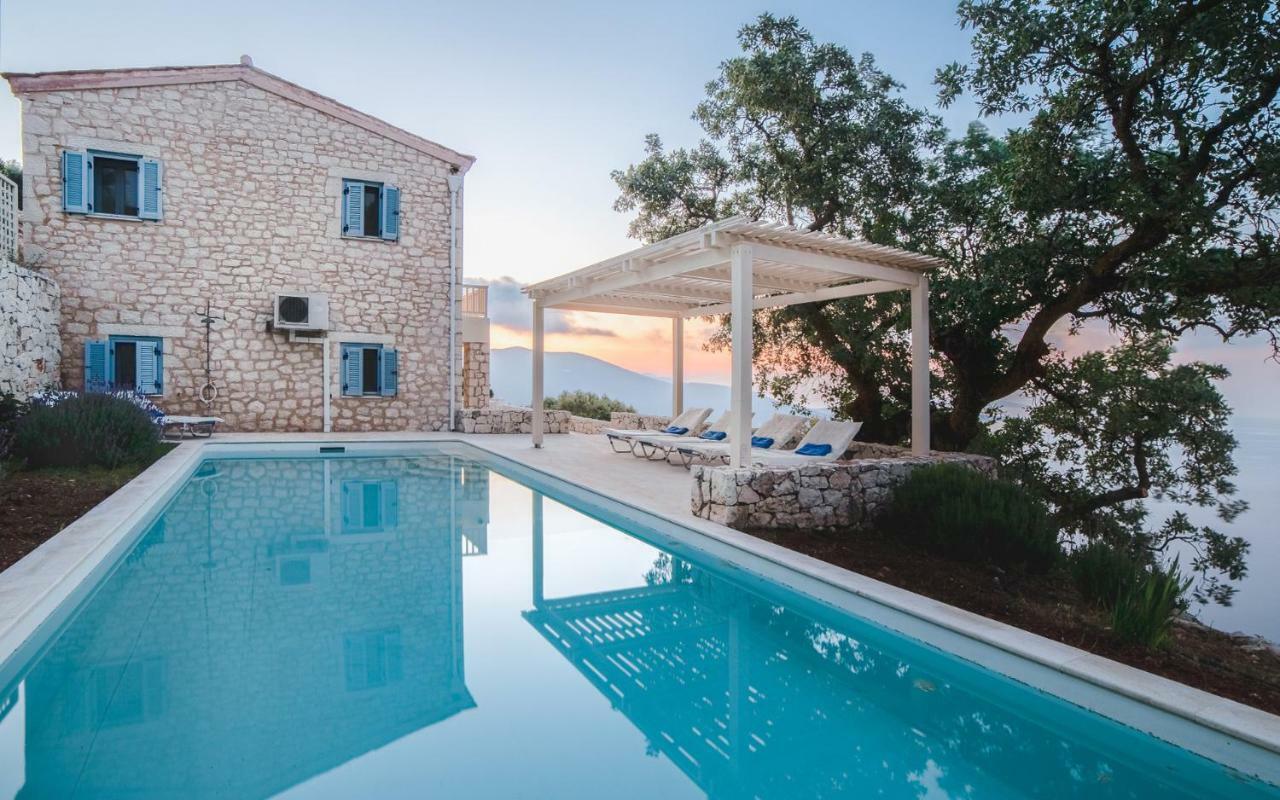 Urania Luxury * Vasiliki (Lefkada)
