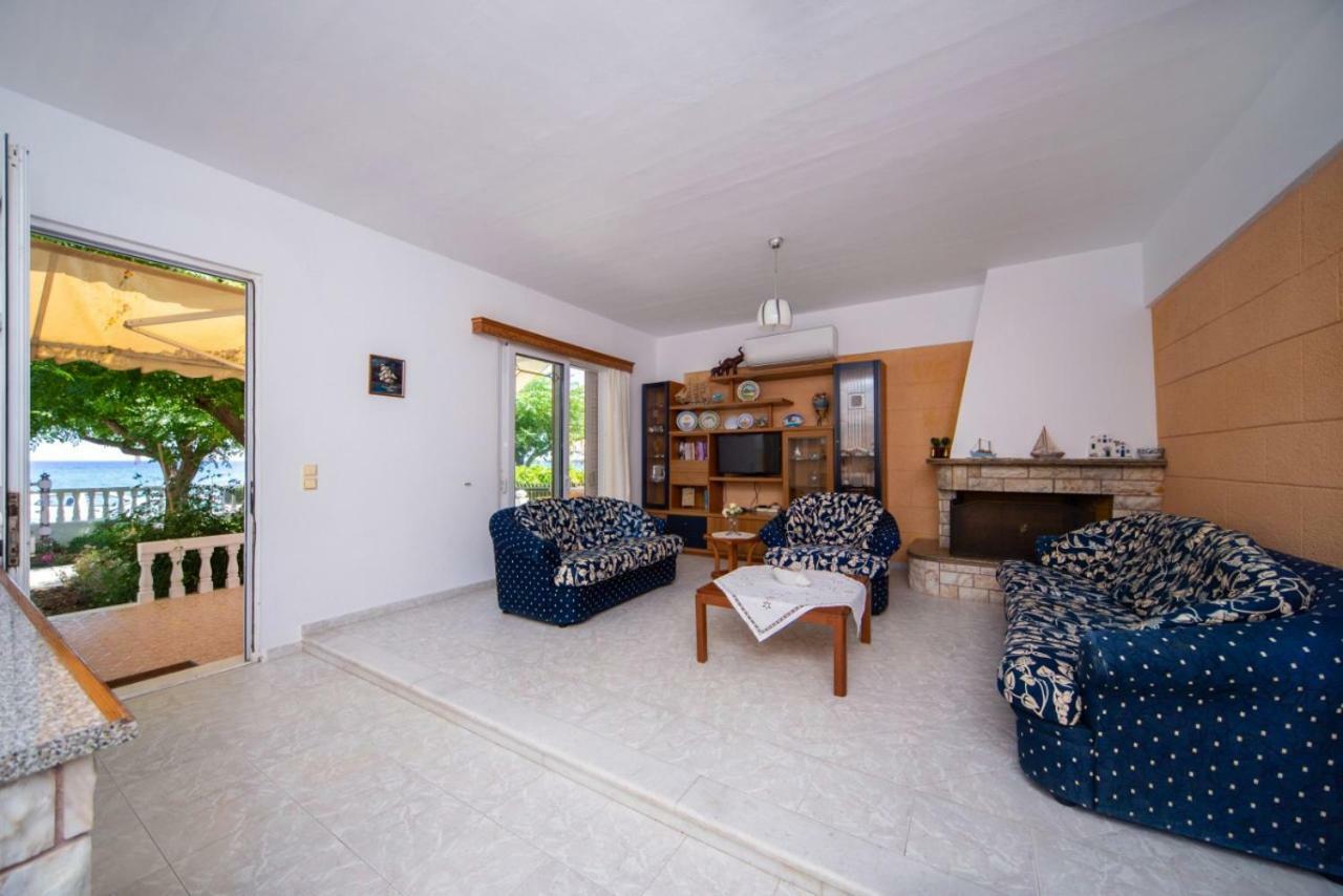 Stegnailion Apartment *