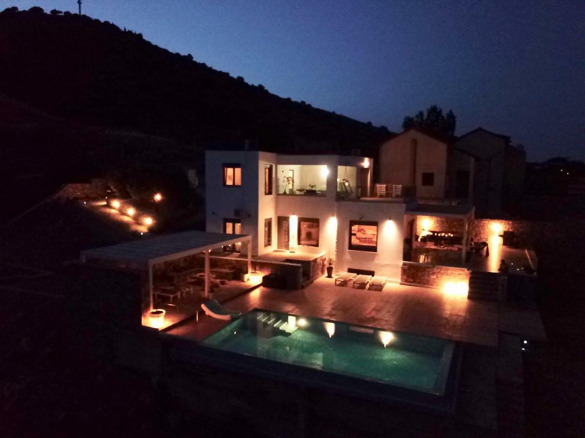 Estee, Luxury With Private Infinity Pool And Jacuzzi Villa