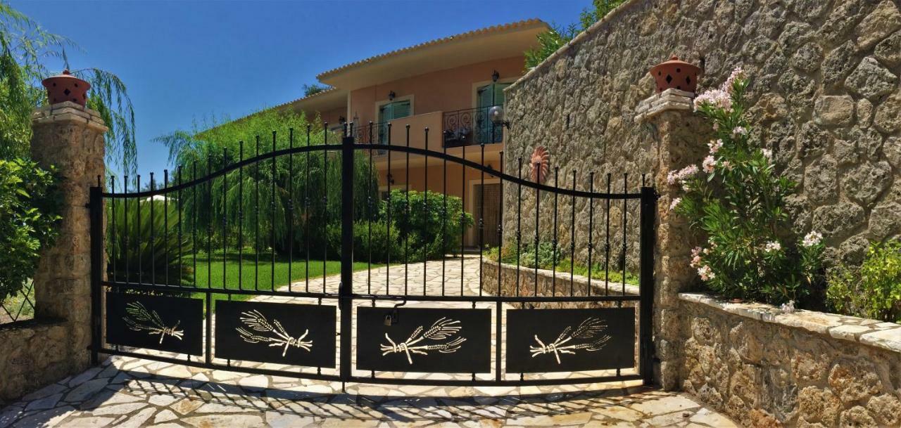 Amaryllis Apartment Paleokastritsa