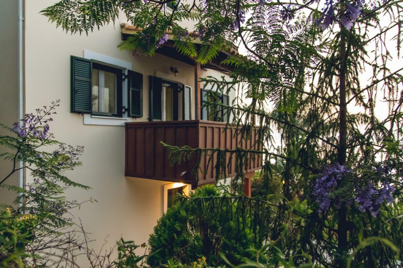 Villa Niriis