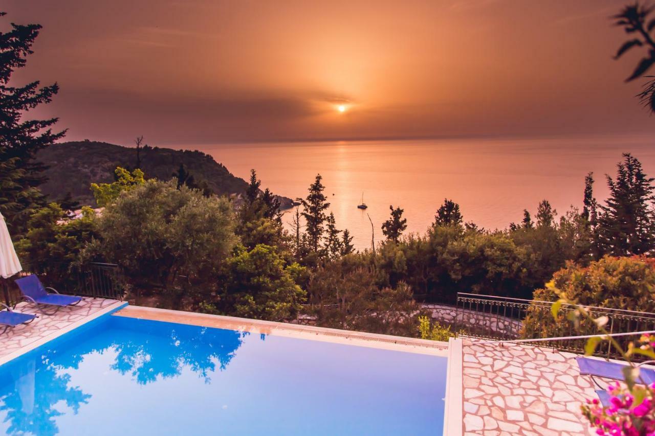 Niriis Villa Agios Nikitas