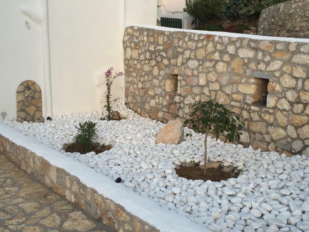Kosta In Naousa-paros Naousa (Paros)