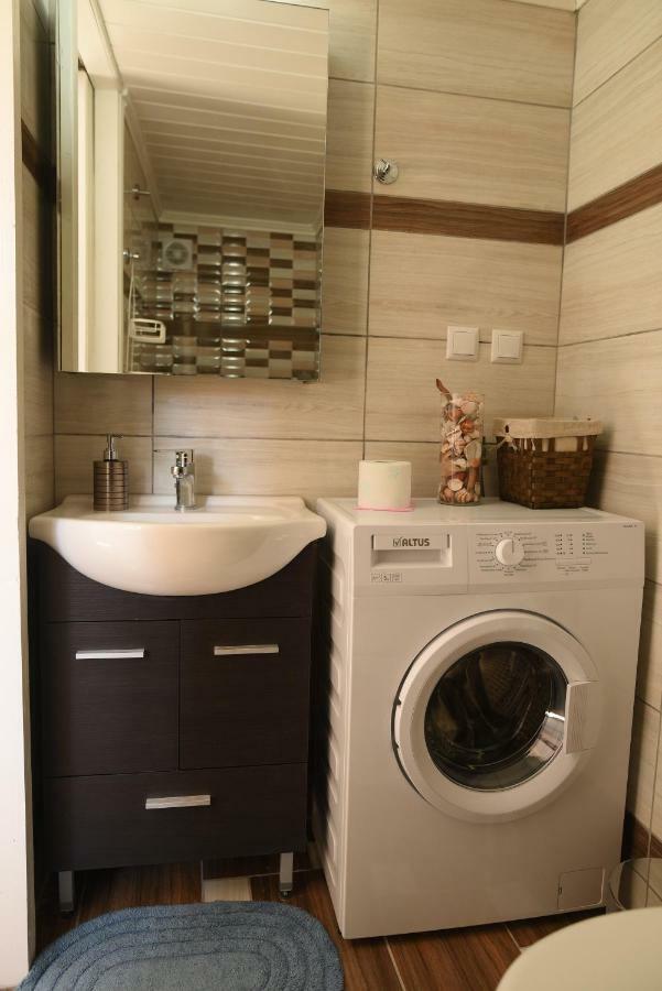 Apartment Karinia *