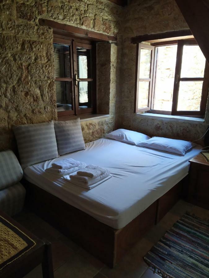Rosalia Apartment Chalki Town
