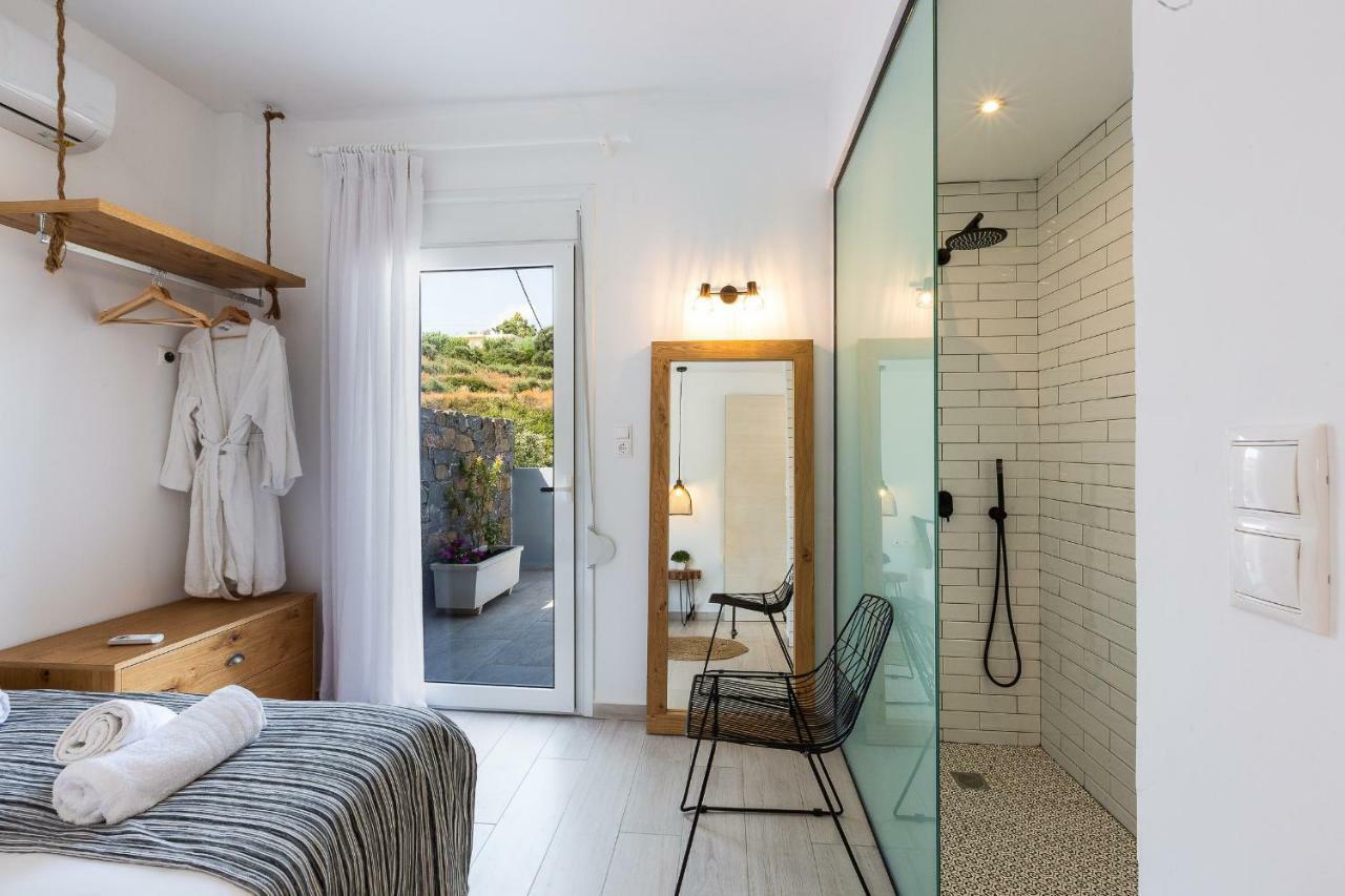 Nikiforos Villa, Coastal Retreat, By Thinkvilla Villa *