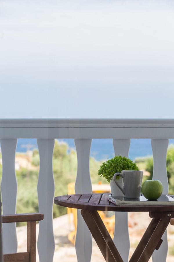 Nikiforos Villa, Coastal Retreat, By Thinkvilla Villa Skaleta
